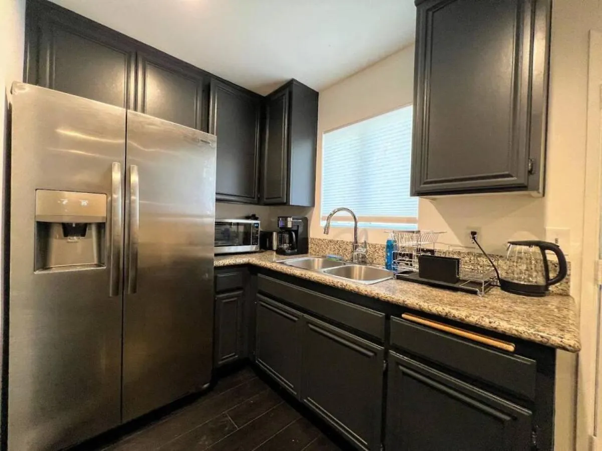 Holiday home 2Br Suite In The Heart Of Hollywood -Br5 Los Angeles